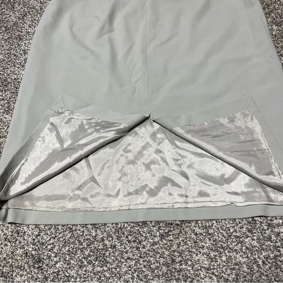 Giorgio Armani Business Casual Skirt W/ Back Slit, Size 46 Grey / Beige - Picture 10 of 10